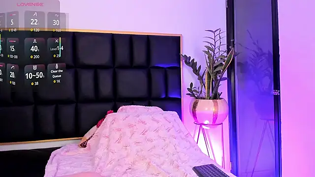 Emma collins01 online show from 03/31/26, 03:19