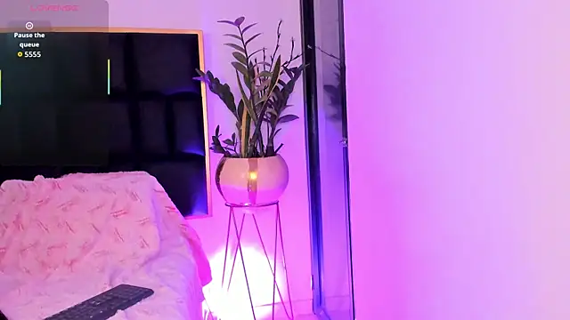 Emma collins01 online show from 04/02/26, 03:02