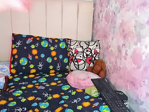 Snapshot of sara_sant chatting on 03/02/26, 02:57 sara sant online show from 03/02/26, 02:57