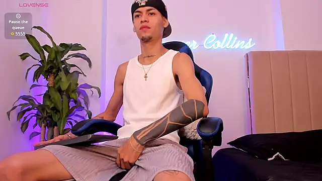 Snapshot of LennerCollins_ chatting on 07/11/26, 11:10 LennerCollins online show from 07/11/26, 11:10