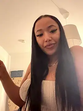 KianaSoraya online show from 01/15/26, 08:56