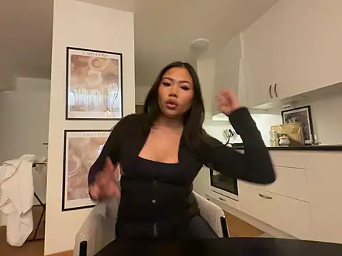 TitiTinyThai online show from 04/06/26, 07:37