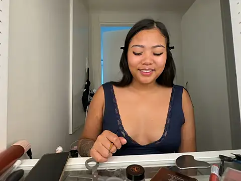 TitiTinyThai online show from 08/02/26, 11:41