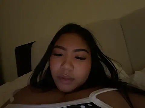 TitiTinyThai online show from 05/15/26, 11:47