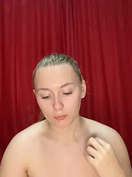 SweetSophia20 online show from 02/02/26, 10:31