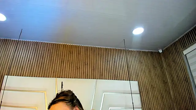 Xara Shadow online show from 04/02/26, 11:22