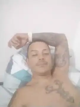 Snapshot of Dominic_wolff chatting on 01/15/26, 02:59 Dominic wolff online show from 01/15/26, 02:59