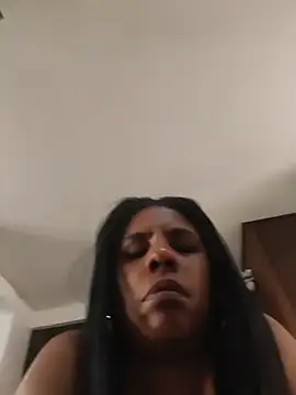 Zeyllyjhonson online show from 06/02/26, 01:33
