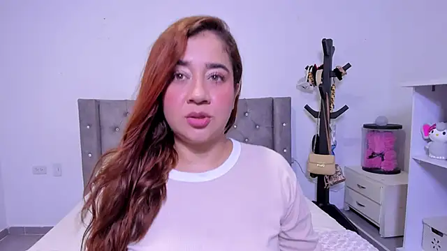 Snapshot of naive_natty10 chatting on 02/13/26, 08:20 naive natty10 online show from 02/13/26, 08:20