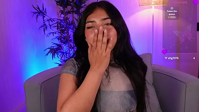 Snapshot of Samai_3 chatting on 03/17/26, 03:20 Samai 3 online show from 03/17/26, 03:20