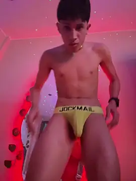 Snapshot of Adam_hottie chatting on 02/26/26, 03:17 Adam hottie online show from 02/26/26, 03:17