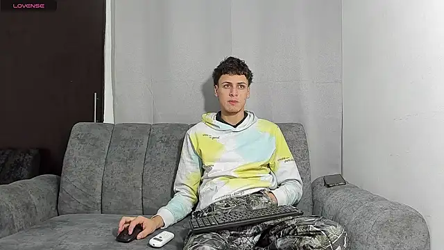 Two sexboys online show from 02/25/26, 11:21