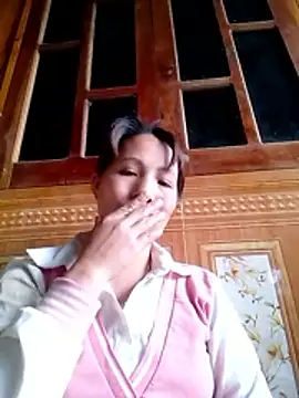 Gummiesu online show from 03/29/26, 09:00