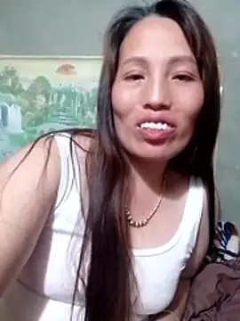 Snapshot of Gummiesu chatting on 05/07/26, 12:52 Gummiesu online show from 05/07/26, 12:52