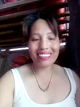 Snapshot of Gummiesu chatting on 05/16/26, 06:45 Gummiesu online show from 05/16/26, 06:45