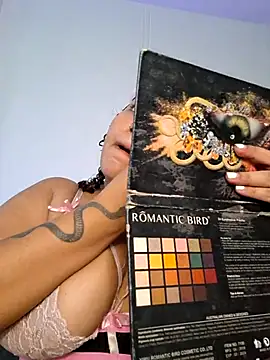 curly girl 31 online show from 02/13/26, 06:52