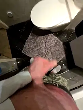 Snapshot of BlnAktivGay chatting on 03/17/26, 03:26 BlnAktivGay online show from 03/17/26, 03:26