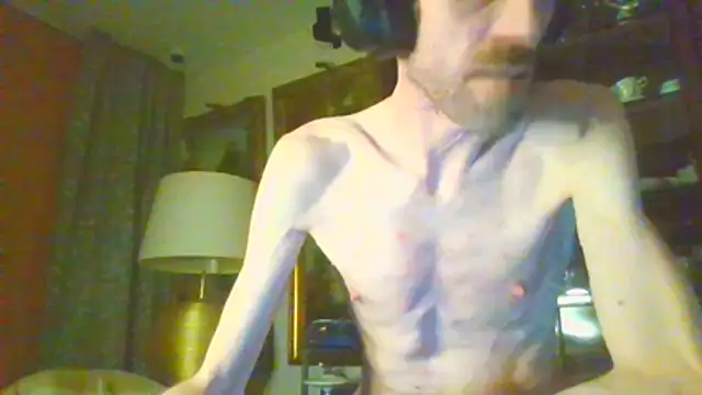 Snapshot of BlnAktivGay chatting on 02/17/26, 01:25 BlnAktivGay online show from 02/17/26, 01:25