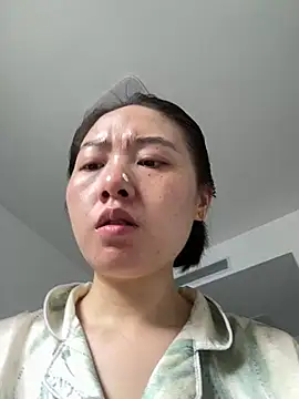Snapshot of Cheating-wife chatting on 07/06/26, 05:14 Cheating-wife online show from 07/06/26, 05:14