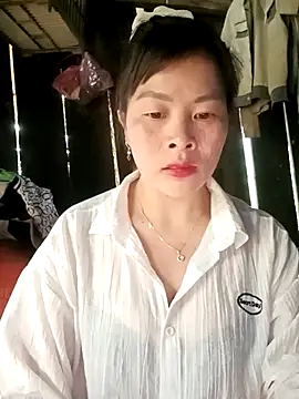 Bling sexy online show from 04/15/26, 11:49