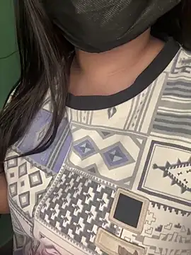 Snapshot of Praachiiii chatting on 02/21/26, 11:07 Praachiiii online show from 02/21/26, 11:07