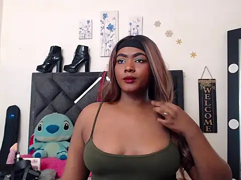 Natashabella    online show from 01/16/26, 07:18