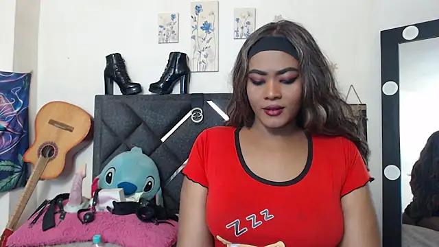 Natashabella    online show from 06/10/26, 01:29