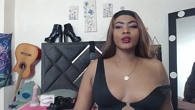 Natashabella    online show from 03/25/26, 09:52