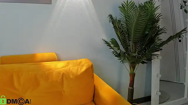 Snapshot of Celine_Coello chatting on 02/04/26, 04:07 Celine Coello online show from 02/04/26, 04:07