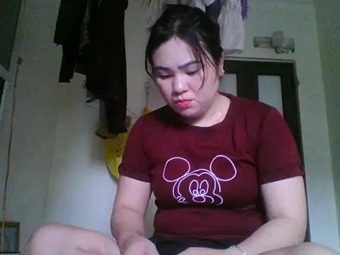 Luckygirls-399 online show from 04/01/26, 01:30