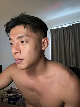 Yooo17 online show from 05/22/26, 08:12
