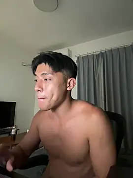 Yooo17 online show from 05/30/26, 02:44