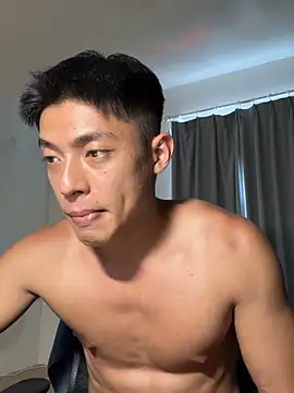 Yooo17 online show from 03/24/26, 06:46