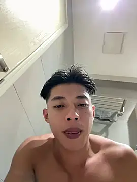 Yooo17 online show from 05/15/26, 05:33