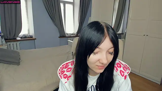 Snapshot of RoxanneComisky chatting on 02/08/26, 06:55 RoxanneComisky online show from 02/08/26, 06:55