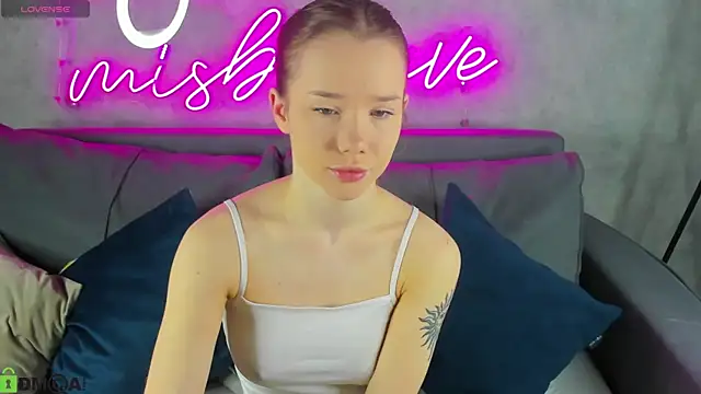 Nicole Vasquez online show from 04/21/26, 01:07