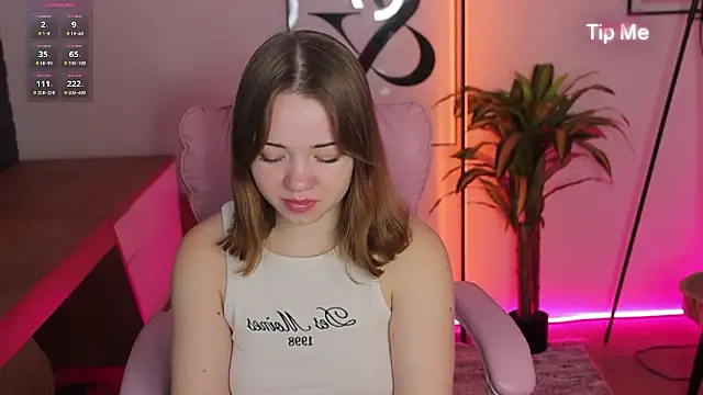 Kiss Moon online show from 02/28/26, 01:00