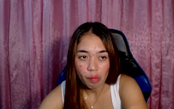 pinay mayahiga online show from 05/04/26, 01:58