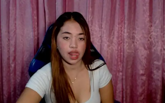 pinay mayahiga online show from 05/09/26, 11:57