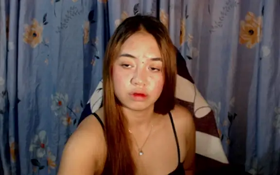 pinay mayahiga online show from 04/14/26, 12:43