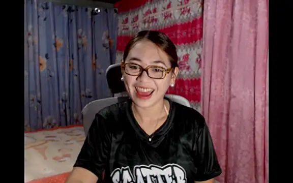 pinay mayahiga online show from 07/19/26, 01:19