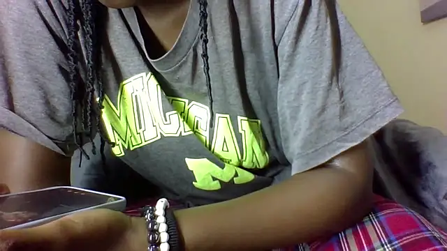 vhahangwele12 online show from 05/12/26, 05:52