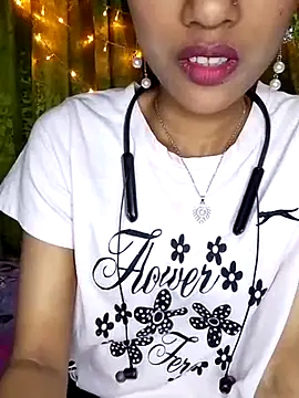 Maliha Chowdhury online show from 04/18/26, 05:59