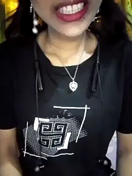 Snapshot of Maliha_Chowdhury chatting on 05/25/26, 06:50 Maliha Chowdhury online show from 05/25/26, 06:50