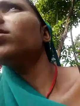 Juli rathore online show from 02/28/26, 04:01