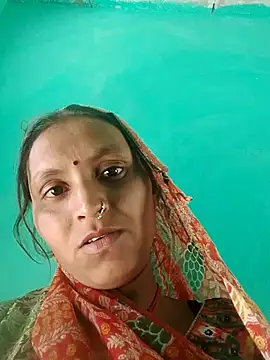 Juli rathore online show from 04/07/26, 04:25