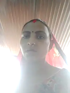 Juli rathore online show from 06/28/26, 04:19