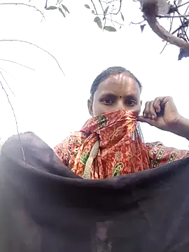 Juli rathore online show from 02/17/26, 06:44