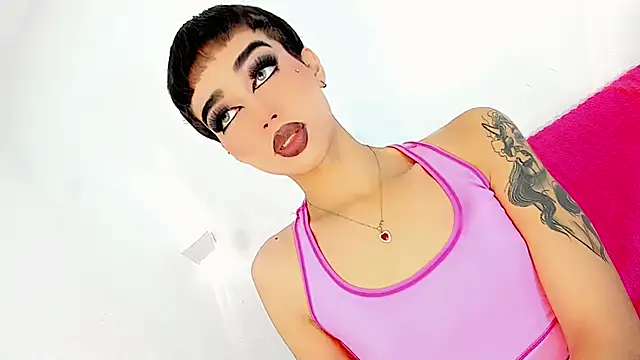 Snapshot of Miss-Saraii chatting on 02/04/26, 08:26 Miss-Saraii online show from 02/04/26, 08:26