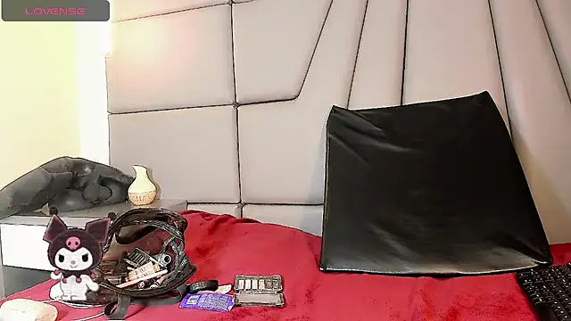 Miss-Saraii online show from 03/22/26, 05:14